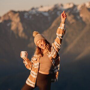 Meet your Posher, Victoria